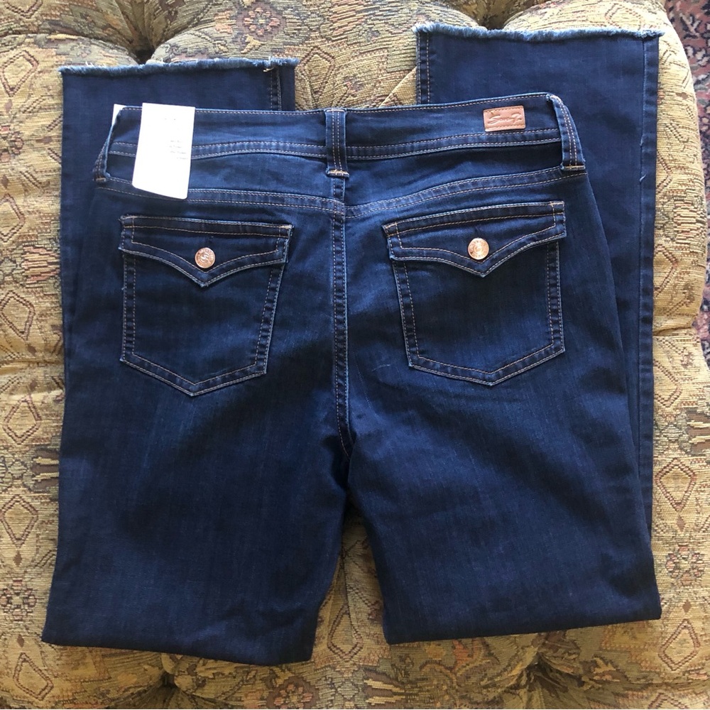 NWT Seven7 Dark Wash Bootcut Jeans Size 14 Mid-rise Starlette Flap Back Pockets - Picture 2 of 9